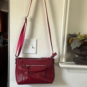 Elegant Red Leather Shoulder Bag